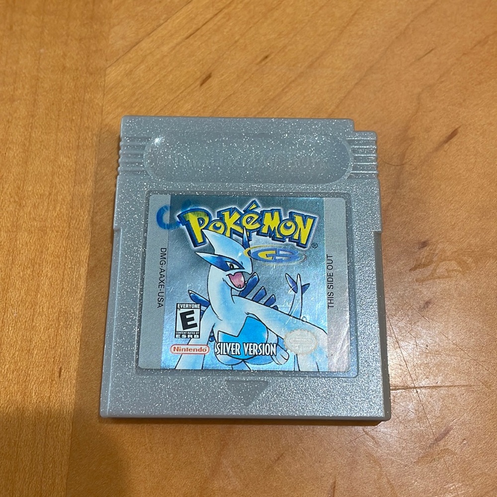 Gameboy color Pokémon silver edition game